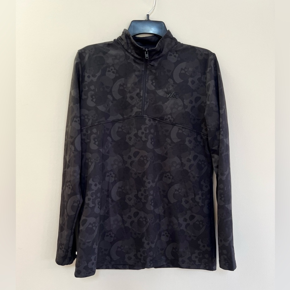 PXG Women's Fairway Golf Darkness Black Camo Skull 1/4 Zip Pullover in Black, M